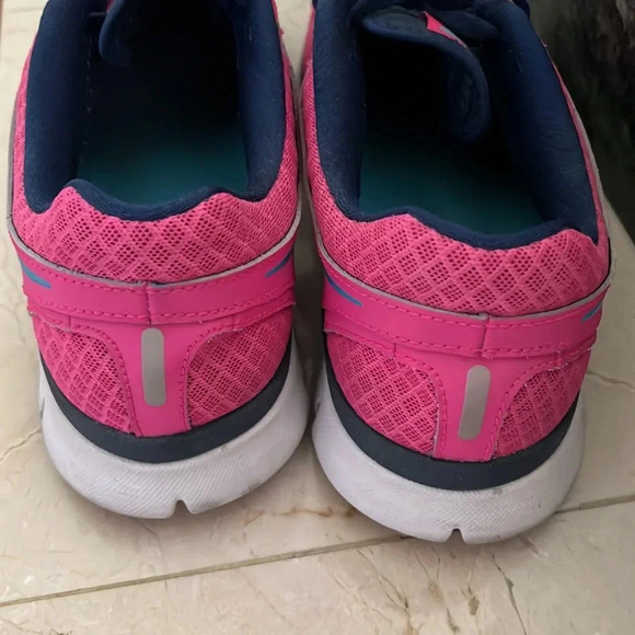 NIKE FLEX 2013 RUN PINK AND NAVY SIZE 8 - Picture 9 of 11
